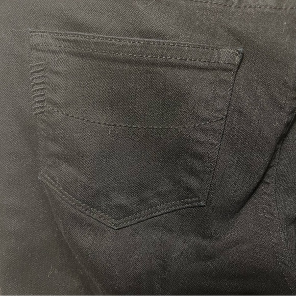 Paige SKYLINE SKINNY jean. Size 26 - Picture 8 of 8